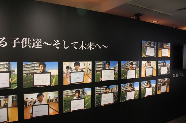 デヴィ夫人、バツグンのプロポーション披露！フォトギャラリー（5枚目）