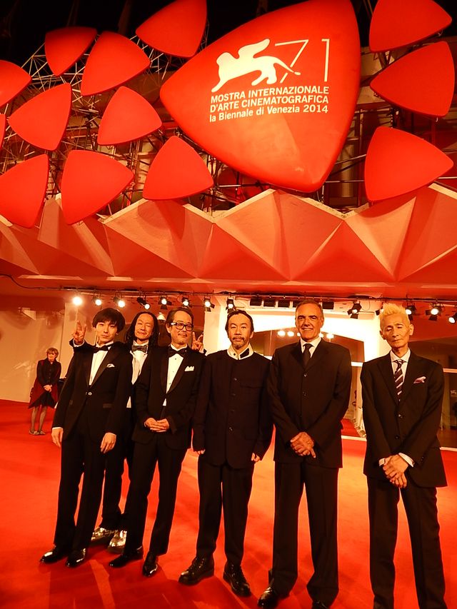 リリー・フランキー＆中村達也もベネチア入り！フォトギャラリー：フォトギャラリー