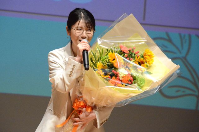 松本若菜＆佐野勇斗、キュートなポーズ連発！TBS火曜ドラマ「君の好きは無敵」制作発表会見（24枚目）