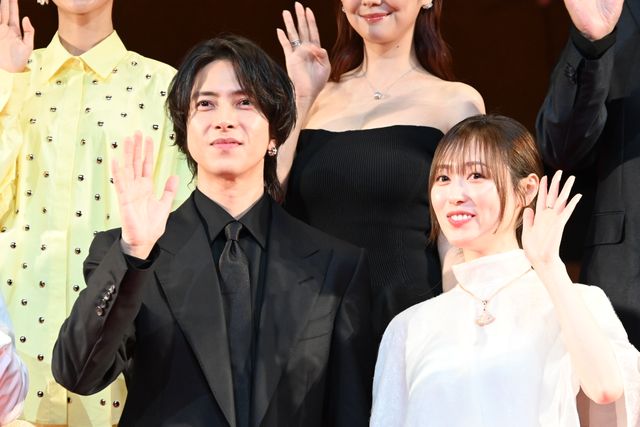 福原遥・泉里香・見上愛・倉科カナ、美麗衣装で集結『正直不動産』完成披露試写会（5枚目）