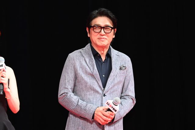 福原遥・泉里香・見上愛・倉科カナ、美麗衣装で集結『正直不動産』完成披露試写会（30枚目）