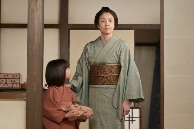 【画像8枚】朝ドラ「風、薫る」院長（筒井道隆）がりん（見上愛）に命じて…第72回場面写真（7枚目）