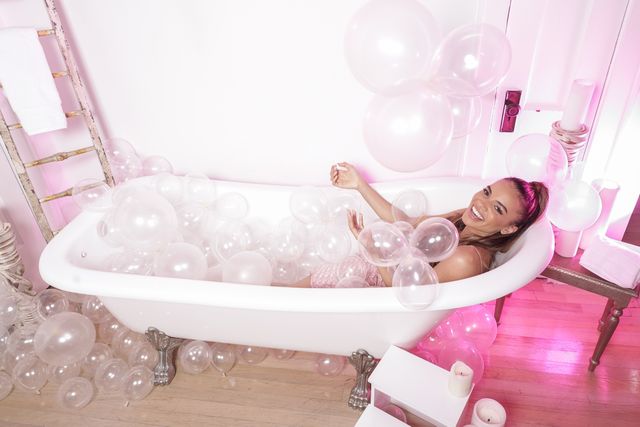 レスリー・グレイス画像集（2枚目）