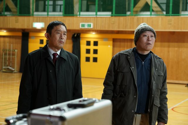 渡部秀の服が“アンク”カラー！三浦涼介がゲスト出演「科捜研の女 Season21」第16話（9枚目）