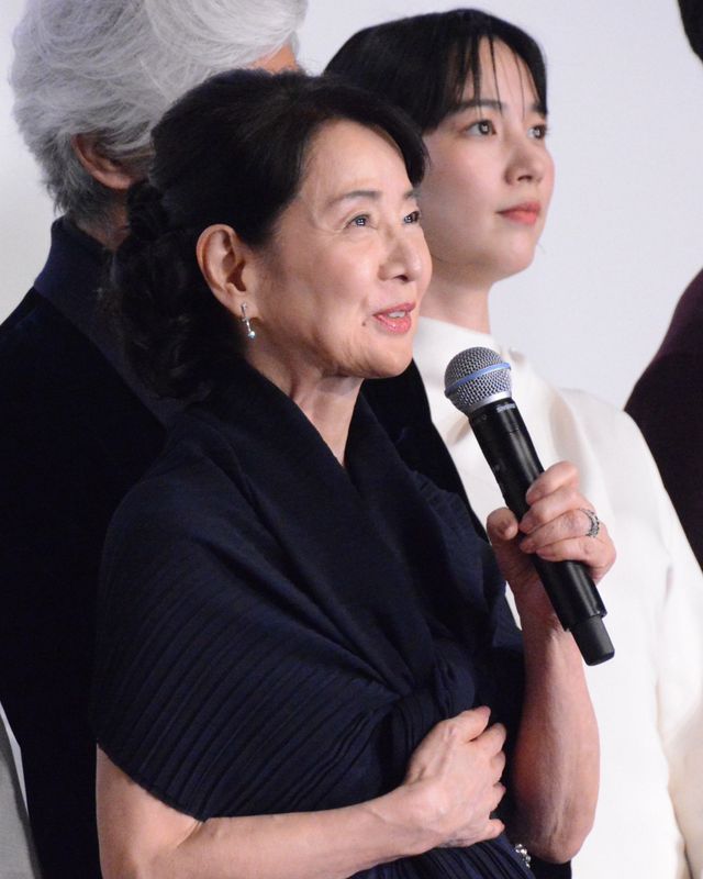 吉永小百合、天海祐希、のんら圧巻的美の競演！『てっぺんの向こうにあなたがいる』初日舞台挨拶＜全身あり＞（19枚目）