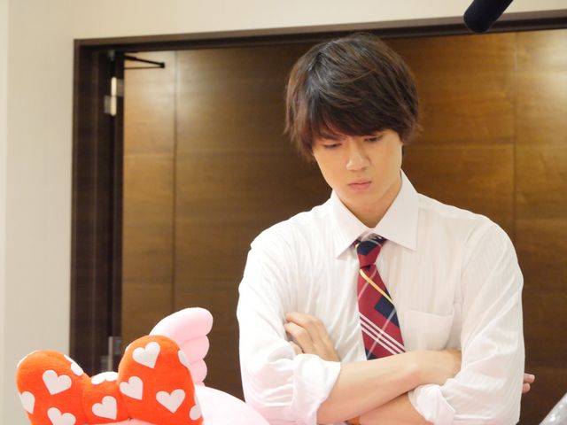 「俺たちはあぶなくない～クールにさぼる刑事たち」第2話場面カット（5枚目）