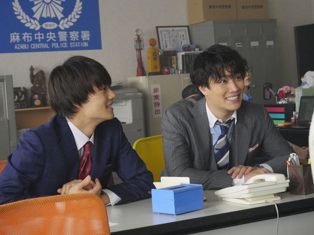 「俺たちはあぶなくない～クールにさぼる刑事たち」第2話場面カット（7枚目）