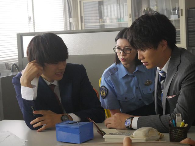 「俺たちはあぶなくない～クールにさぼる刑事たち」第2話場面カット（8枚目）