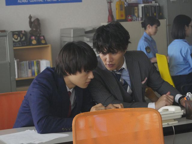 「俺たちはあぶなくない～クールにさぼる刑事たち」第2話場面カット（12枚目）