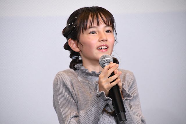 かわいすぎる子役たち！『はたらく細胞』泉谷星奈＆マイカ・ピュ、阿部サダヲ＆松本若菜とファミリープレミア試写会に登場（4枚目）