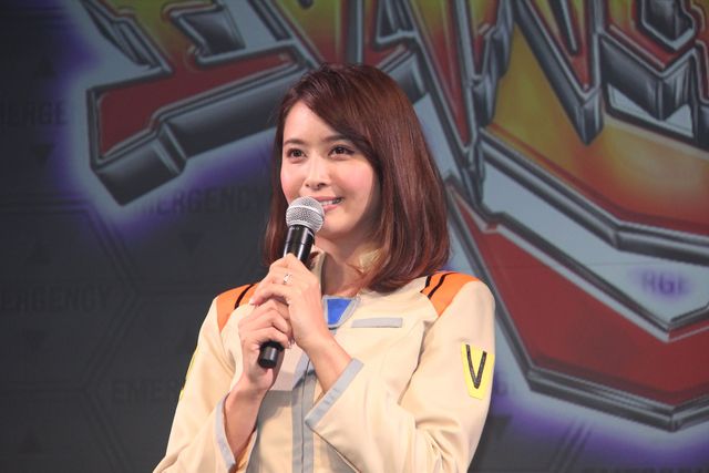 加藤夏希、久々のエヴァコスプレ！フォトギャラリー（3枚目）