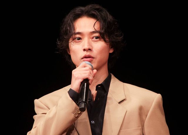 山崎賢人