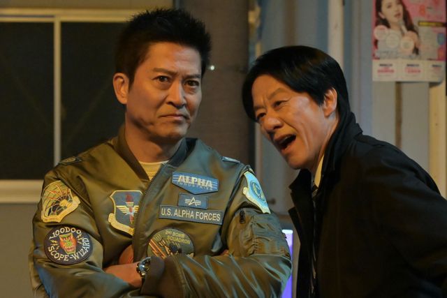 不穏な空気を放つ老画家…「相棒season22」第13話（6枚目）