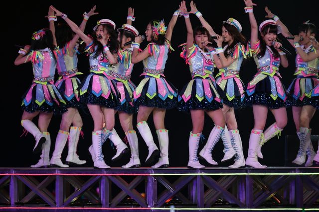 「AKB48・2013真夏のドームツアー～まだまだ、やらなきゃいけないことがある～」のナゴヤドーム初日公演ギャラリー（4枚目）