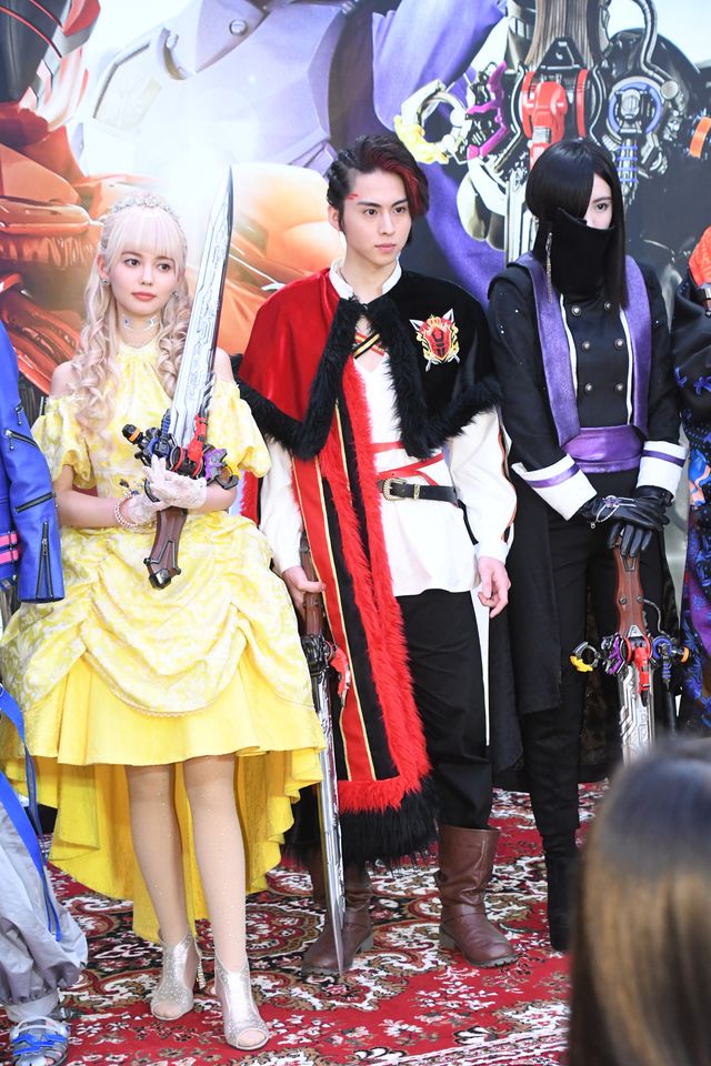 新スーパー戦隊、キャストはこの5人！「王様戦隊キングオージャー」制作発表会見（12枚目）