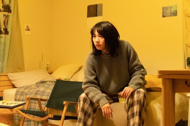 のんの涙も…『私をくいとめて』新劇中カット（5枚目）