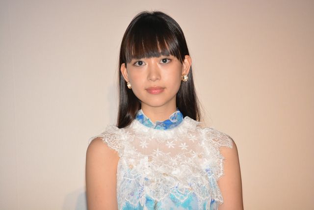 東出昌大＆新田真剣佑の熱い抱擁！『OVER DRIVE』初日舞台あいさつ（12枚目）