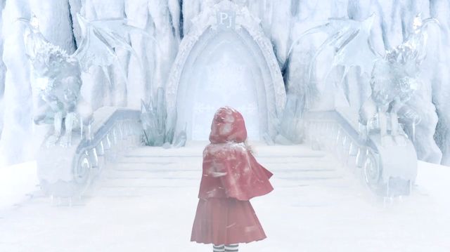 こじはる、下着姿の“氷の女王”に！フォトギャラリー（6枚目）