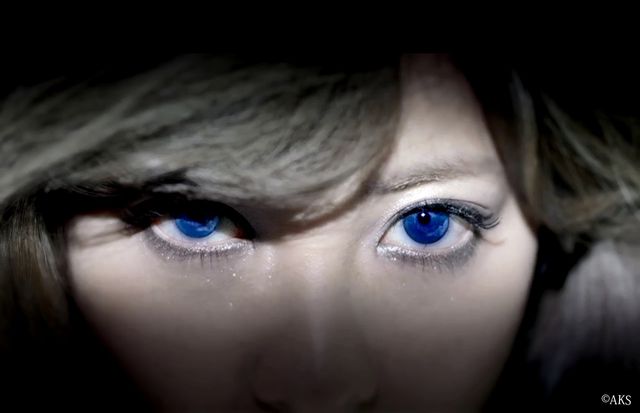 こじはる、下着姿の“氷の女王”に！フォトギャラリー（7枚目）