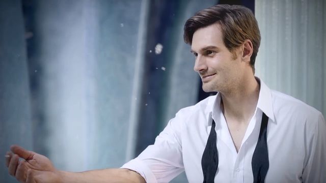 こじはる、下着姿の“氷の女王”に！フォトギャラリー（12枚目）