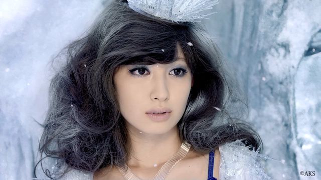 こじはる、下着姿の“氷の女王”に！フォトギャラリー（13枚目）