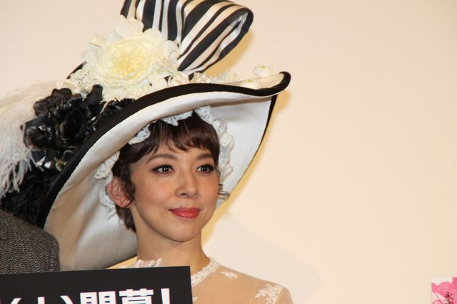 ミュージカル「マイ・フェア・レディ」出演者が華麗な衣装で登場！（9枚目）