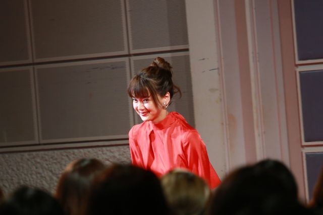 キスマイ北山、マイクの持ち方が可愛い…！『トラさん～僕が猫になったワケ～』完成披露舞台あいさつ（6枚目）