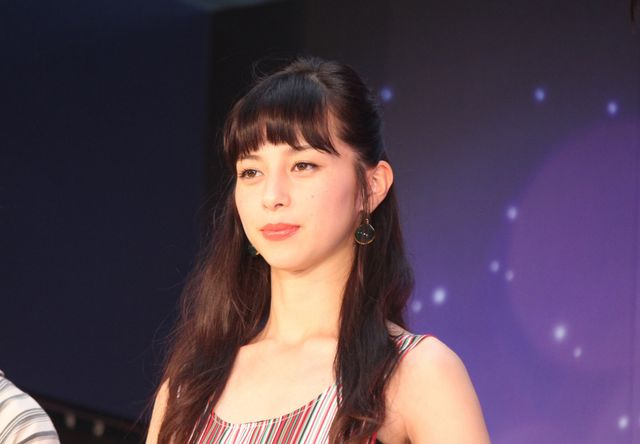 中条あやみ＆佐野勇斗ら仲よしキャストが登場！『3D彼女　リアルガール』ジャパンプレミア・カーペットイベント（10枚目）