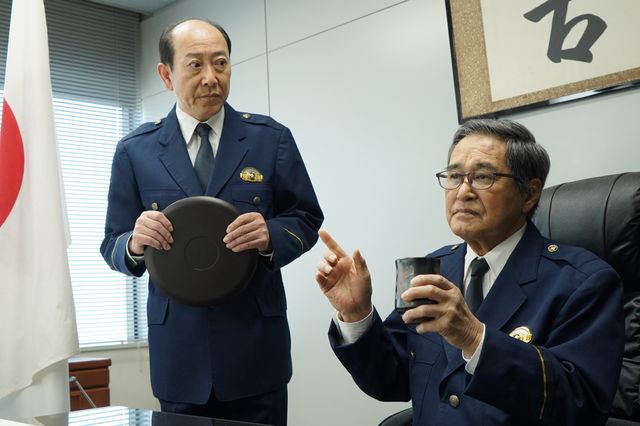 中園参事官に怪しい噂が…「相棒season23」第14話場面カット（5枚目）
