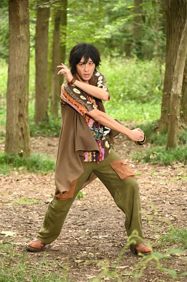 アンク復活の方法を探す映司が帰還！「ネット版 仮面ライダーオーズ」場面写真：フォトギャラリー