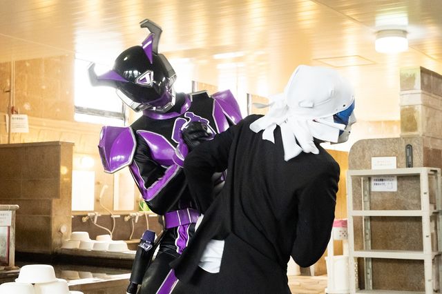 純烈ジャーの前に立ちはだかる中村優一＆西銘駿！『追い焚き☆御免』場面写真（9枚目）