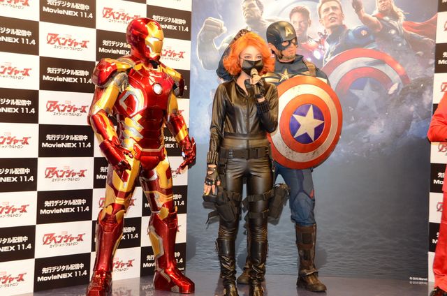 ざわちん、ダチョウ倶楽部が登場！映画『アベンジャーズ／エイジ・オブ・ウルトロン』のMovieNEX発売記念イベント写真ギャラリー（10枚目）