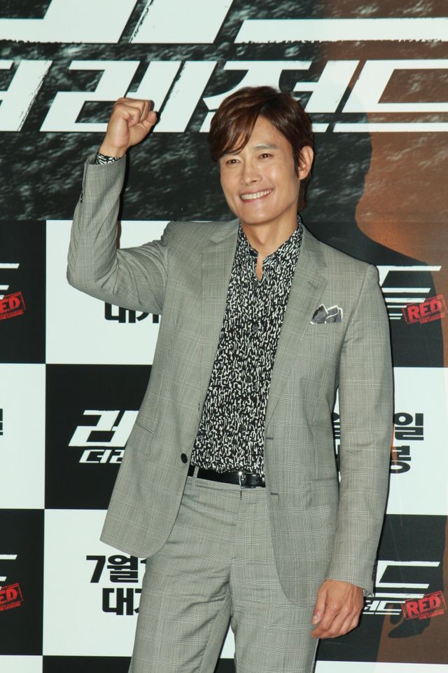 『REDリターンズ』イ・ビョンホン、上半身裸のシーンにため息＜韓国JPICTURES＞：フォトギャラリー