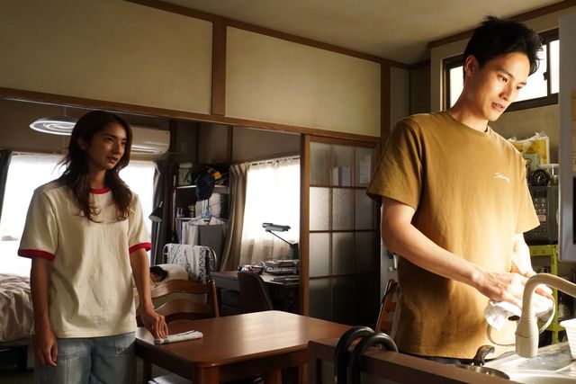 「真夏のシンデレラ」三角関係が3組に！第6話場面写真（3枚目）