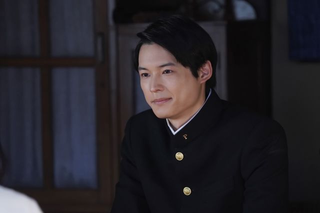 松村北斗のキラキラした瞳！連続テレビ小説「カムカムエヴリバディ」場面カット：フォトギャラリー