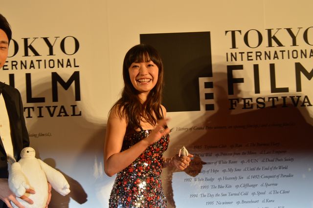 華やかなドレスに身を包んだ宮沢りえ・深津絵里ら女優陣！東京国際映画祭レッドカーペット写真ギャラリー＜その3＞（20枚目）