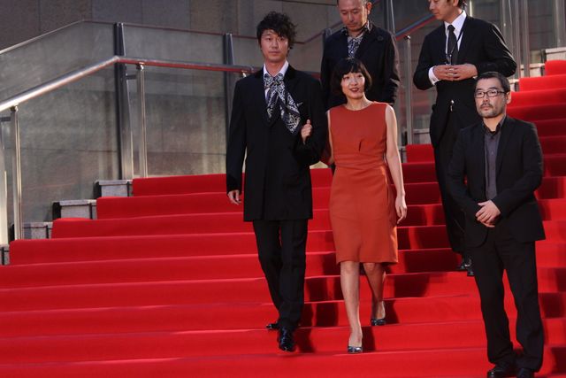 華やかなドレスに身を包んだ宮沢りえ・深津絵里ら女優陣！東京国際映画祭レッドカーペット写真ギャラリー＜その3＞（46枚目）