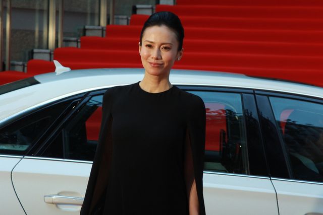 華やかなドレスに身を包んだ宮沢りえ・深津絵里ら女優陣！東京国際映画祭レッドカーペット写真ギャラリー＜その3＞（50枚目）