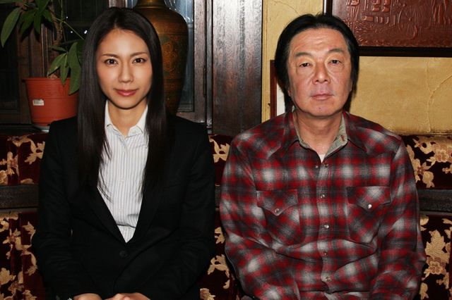 松下奈緒＆古田新太！「闇の伴走者」フォトギャラリー（2枚目）