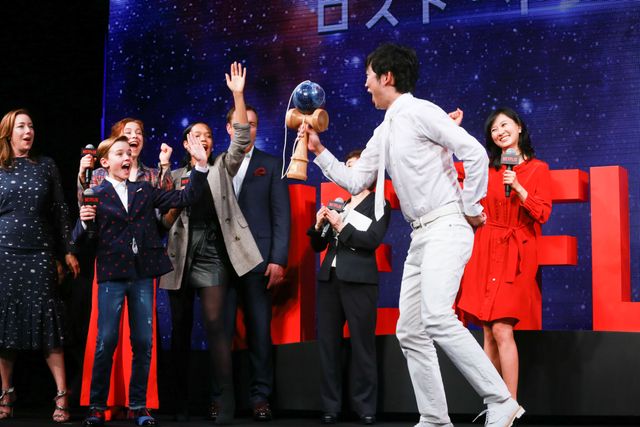 ロビンソン一家の末っ子ウィルくんがかわいすぎ！「ロスト・イン・スペース」ジャパンプレミア（14枚目）