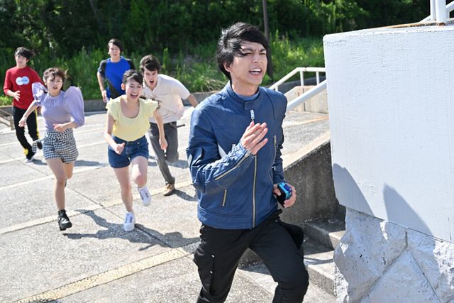 「リバイス」キャスト総出演！TTFC「ジュウガVSオルテカ」場面写真（6枚目）