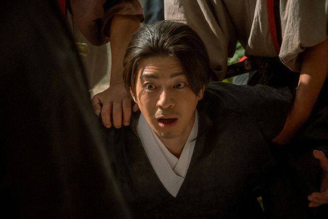 「光る君へ」伊周が苦し紛れの“大芝居”…第21回場面写真：フォトギャラリー