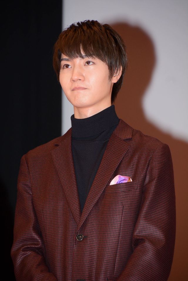 山崎賢人、『orange』キャスト陣から仲間外れにされてしょんぼり…　画像ギャラリー（10枚目）