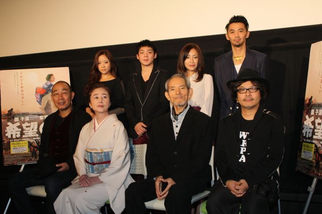 映画『希望の国』初日舞台あいさつフォトギャラリー（7枚目）