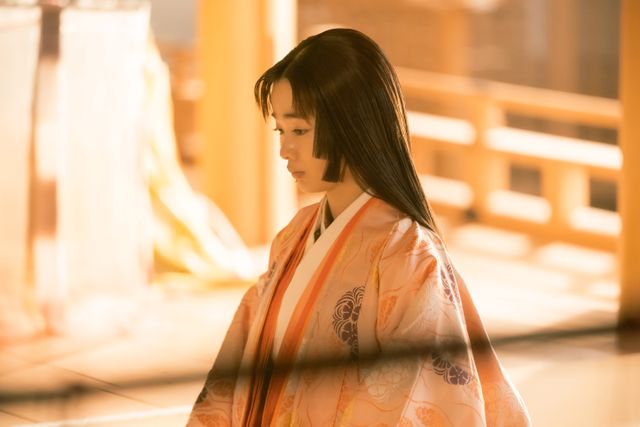「光る君へ」帝に入内…美しく可憐な彰子　第26回場面写真：フォトギャラリー