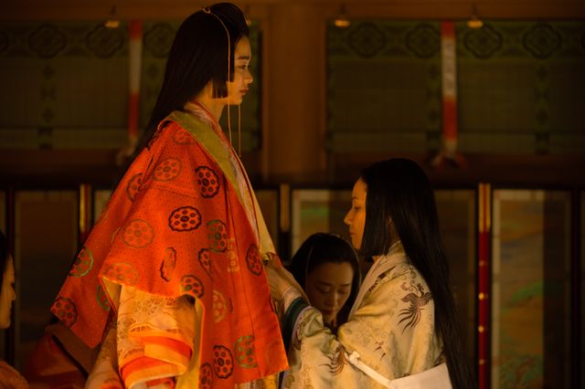 「光る君へ」帝に入内…美しく可憐な彰子　第26回場面写真（5枚目）