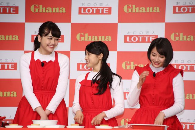 広瀬すず、土屋太鳳、松井愛莉がお菓子づくり！ロッテ「初チョコ女子とつくる　手作りガーナバレンタイン教室」イベント ギャラリー（8枚目）