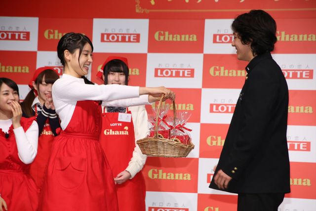 広瀬すず、土屋太鳳、松井愛莉がお菓子づくり！ロッテ「初チョコ女子とつくる　手作りガーナバレンタイン教室」イベント ギャラリー（23枚目）
