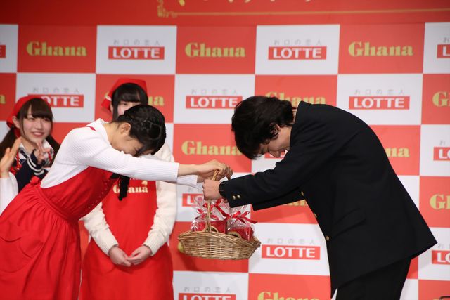 広瀬すず、土屋太鳳、松井愛莉がお菓子づくり！ロッテ「初チョコ女子とつくる　手作りガーナバレンタイン教室」イベント ギャラリー（24枚目）