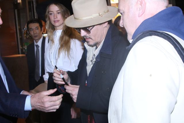 ジョニー・デップ、アンバー・ハードと来日！フォトギャラリー（13枚目）